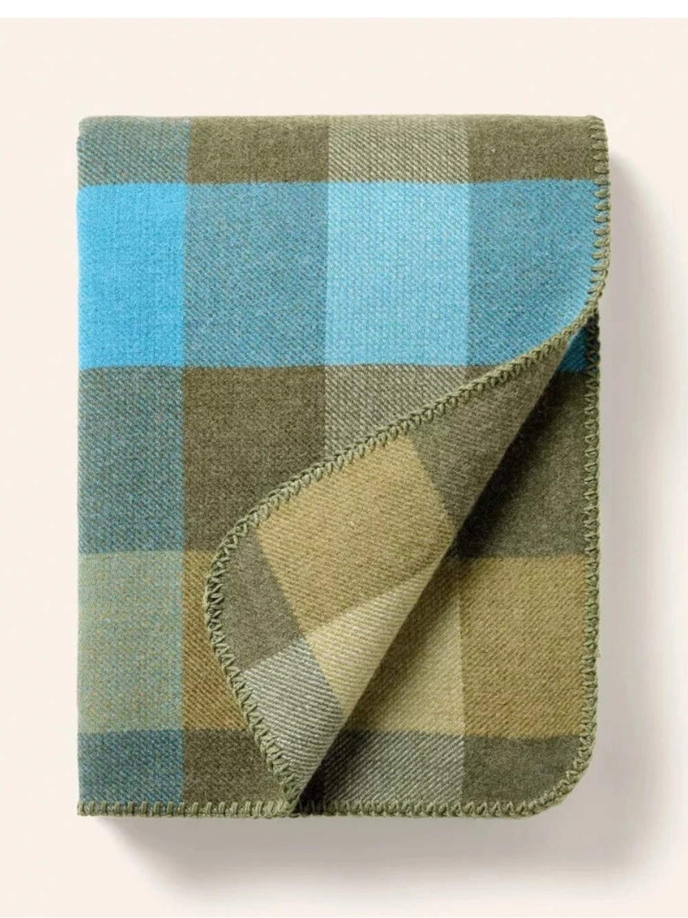 NWT Woolrich Blue and Olive Plaid Oversized Throw Blanket 50” x 70”